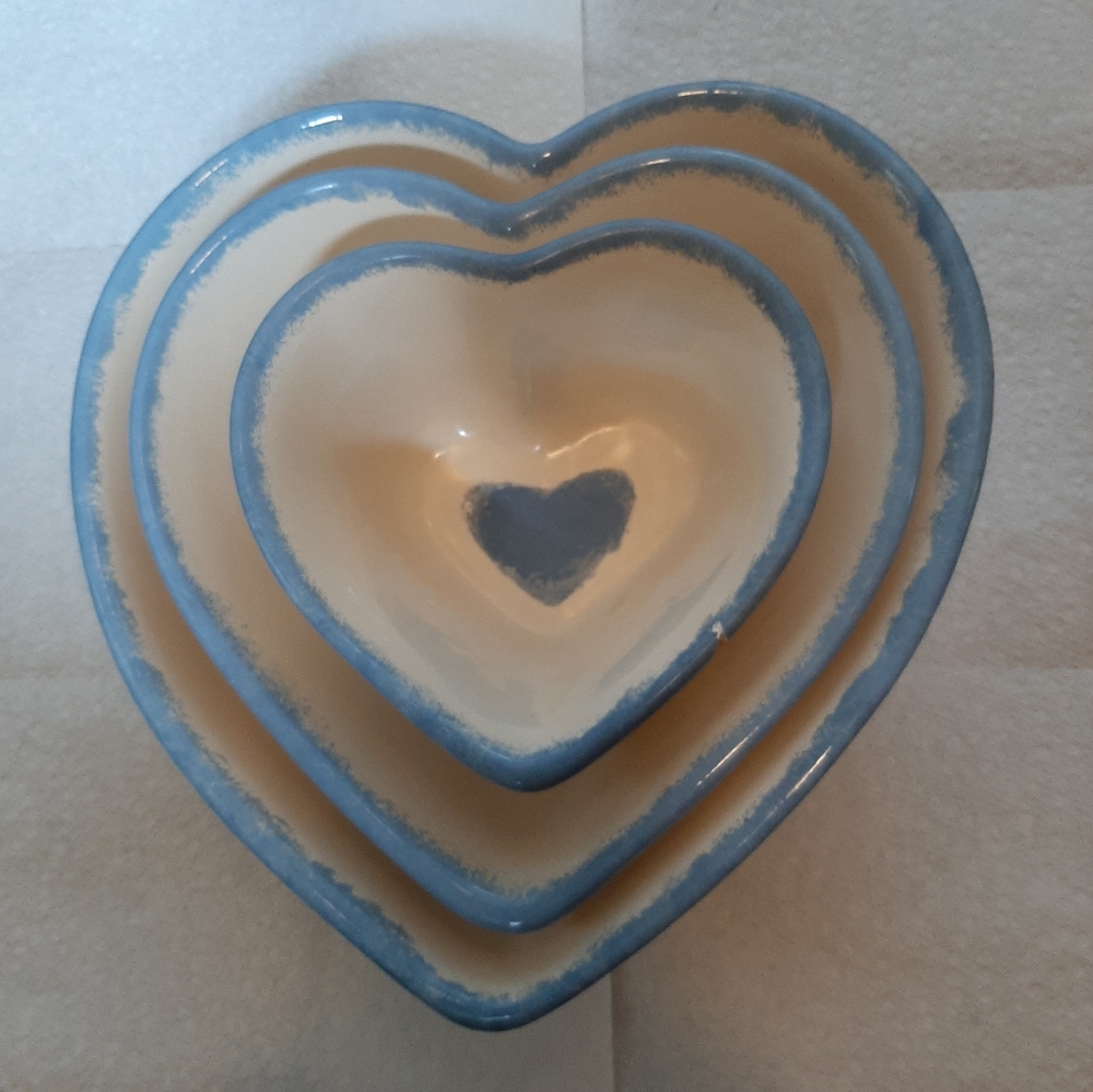 Set of Ceramic Baking Dishes Heart Shaped